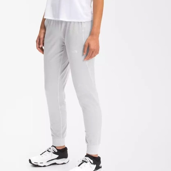 NWT The North Face Grey Joggers med-light weight - Picture 3 of 7